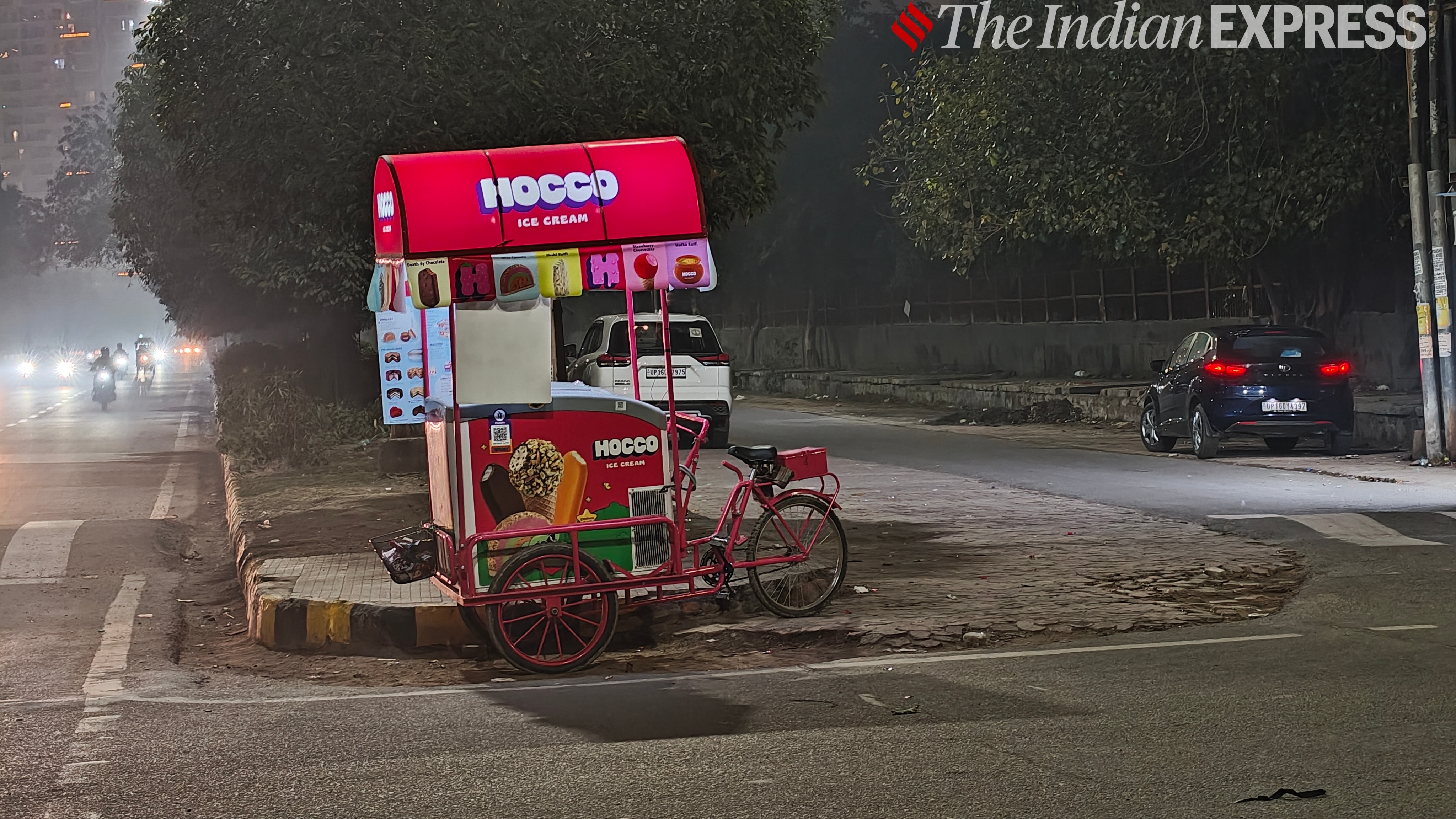 Photos captured by the periscope telephoto sensor are soft and sometimes lacked details.