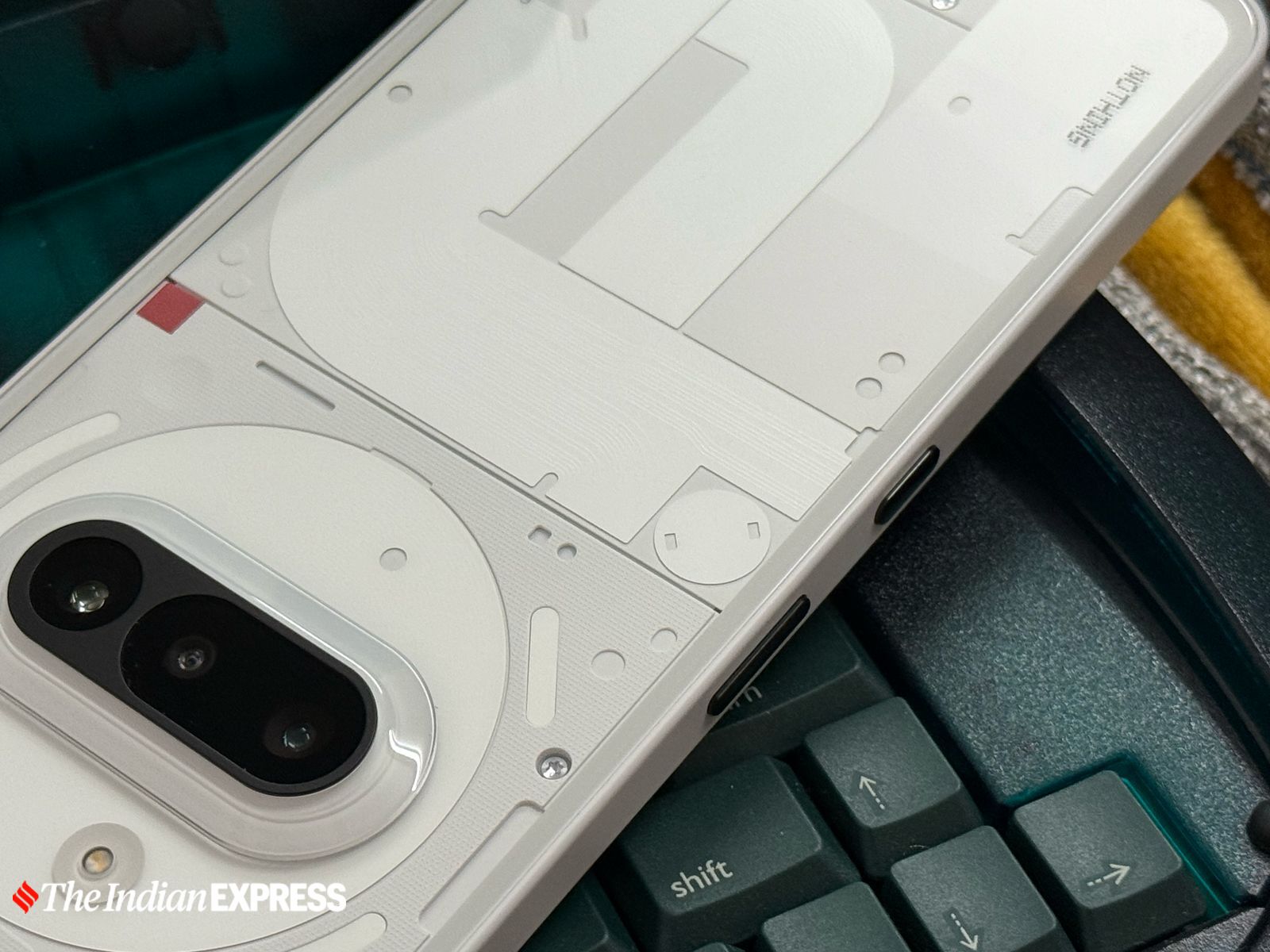 Nothing Phone (3a), Phone (3a) Pro review.